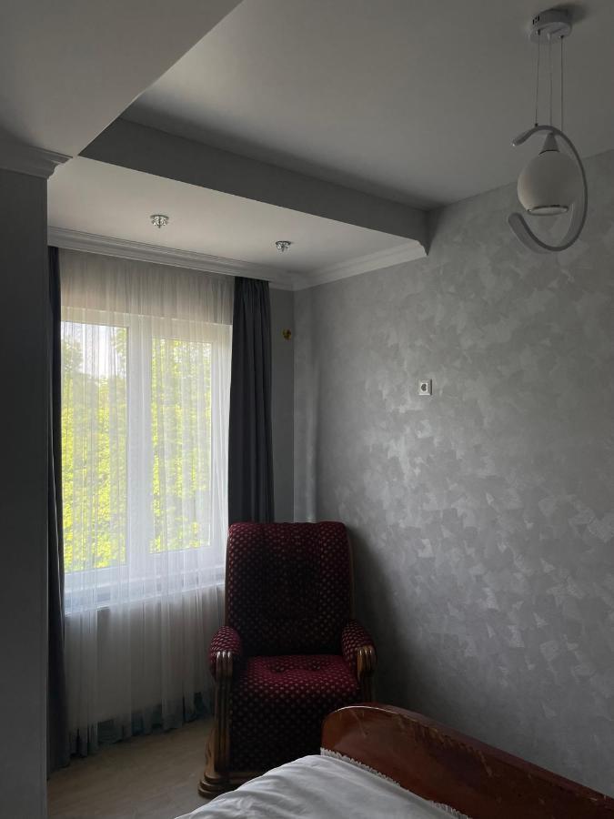 Bed and Breakfast Zaali'S Wine Cellar Vani Экстерьер фото