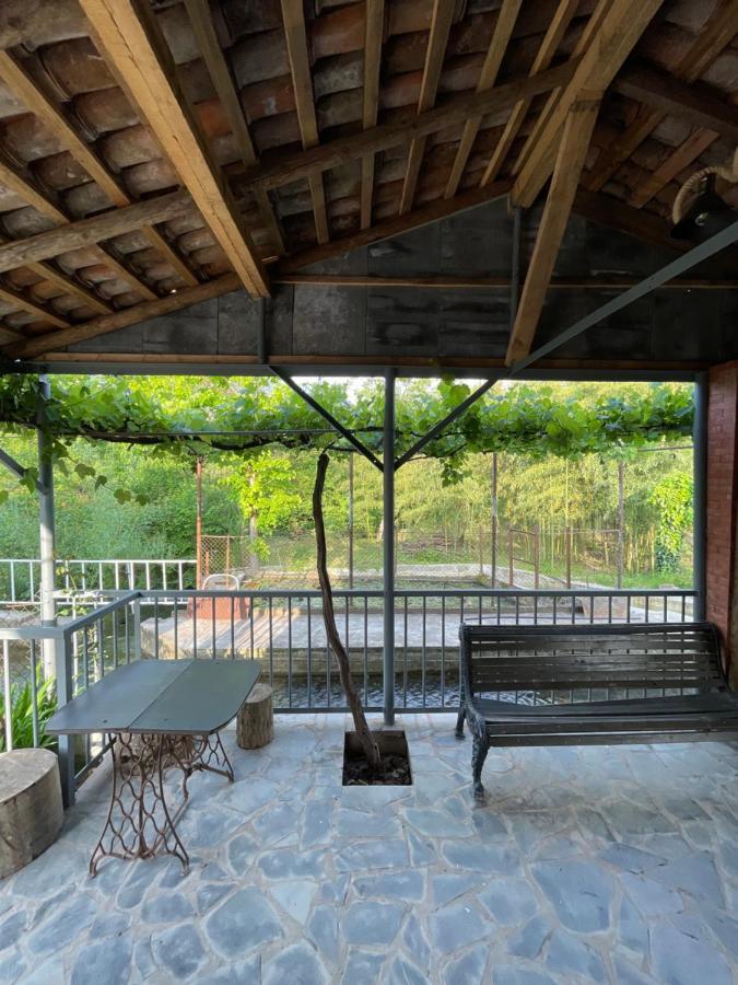 Bed and Breakfast Zaali'S Wine Cellar Vani Экстерьер фото